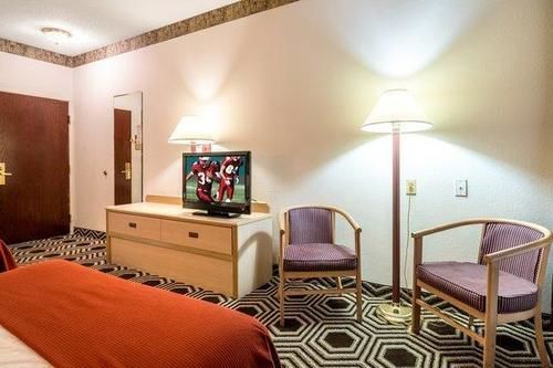 Red Roof Inn Kentland