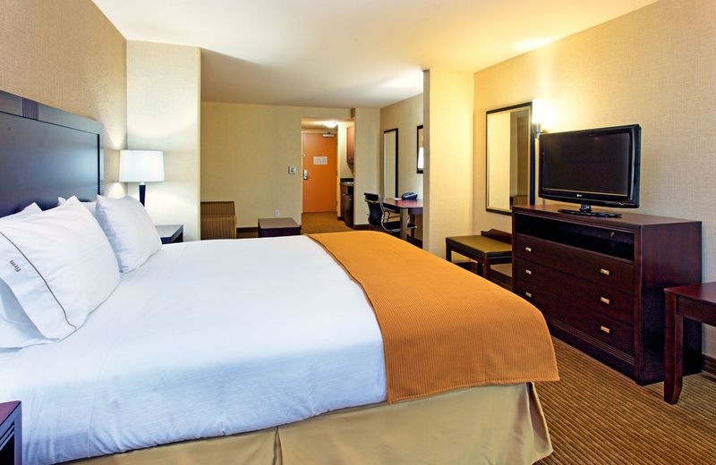 Holiday Inn Express Fresno Northwest - Herndon, an IHG Hotel