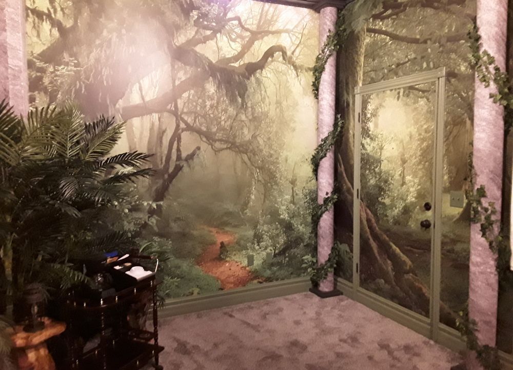 Lions Gate Manor