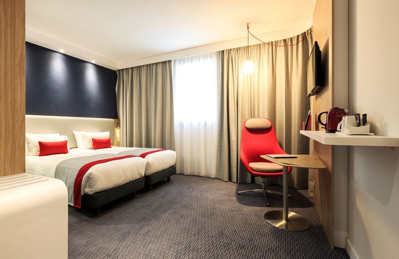 Holiday Inn Express Paris - Velizy, an IHG Hotel