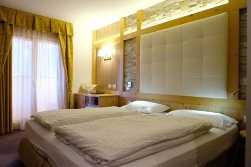 Cimon Dolomites Hotel