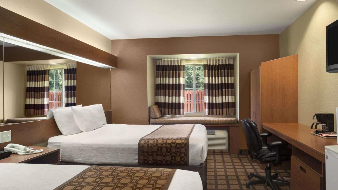 Quality Inn & Suites Longview I-20