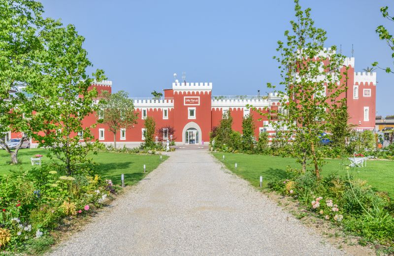 Hotel Villa Garuti