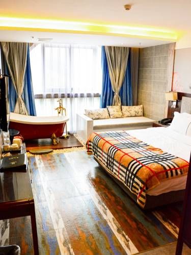Xinyi Art Suit Hotel