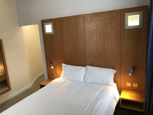 Corona Hotel Rotherham Sheffield Meadowhall