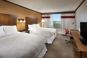 Four Points by Sheraton Kansas City Airport