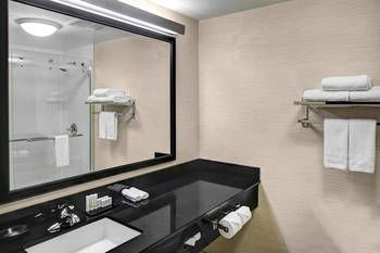 Fairfield Inn & Suites by Marriott Los Angeles LAX/El Segundo