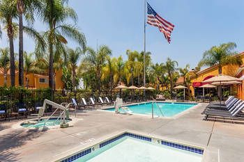 Clementine Hotel & Suites Anaheim