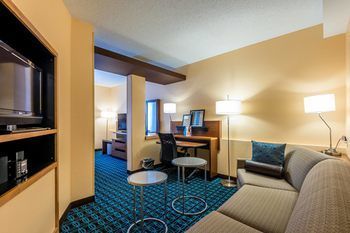 Fairfield Inn & Suites Savannah I-95 South