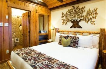 Cedar Glen Lodge
