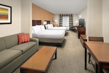 Holiday Inn Express & Suites by IHG Chambersburg, an IHG Hotel