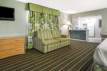 Rodeway Inn & Suites Winter Haven Chain of Lakes