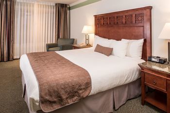 Laurel Inn & Conference Center