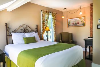 Essex Street Inn & Suites, Ascend Hotel Collection
