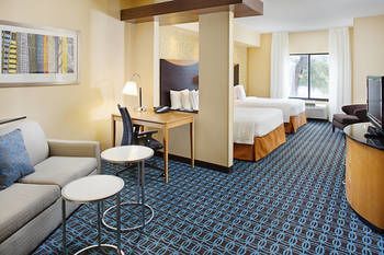 Fairfield Inn & Suites by Marriott San Antonio SeaWorld / Westover Hills