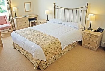Waveney House Hotel
