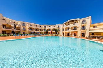 Outdoor Pictures 24