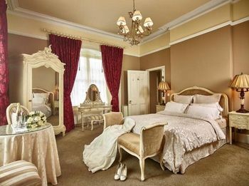 Ballyroe Heights Hotel