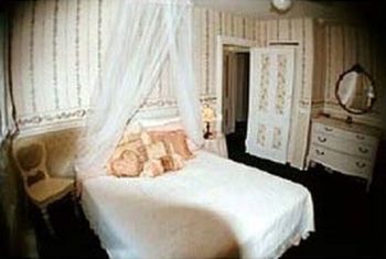 Walden Inn and Suites