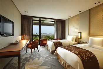 Crowne Plaza Xuzhou Dalong Lake, an IHG Hotel