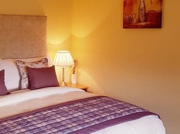 Ballinacourty House B&B