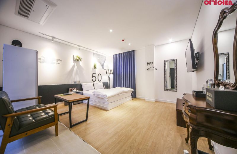Hotel Insomnia