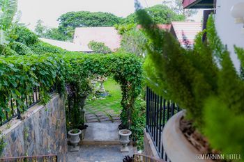 Outdoor Pictures 21
