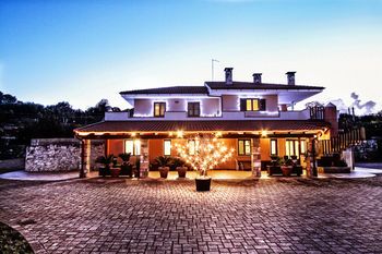 Outdoor Pictures 24
