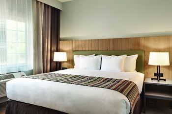 Country Inn & Suites by Radisson, Prineville, OR