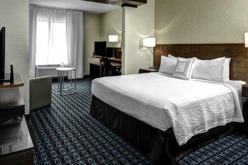 Fairfield Inn & Suites by Marriott Lansing at Eastwood