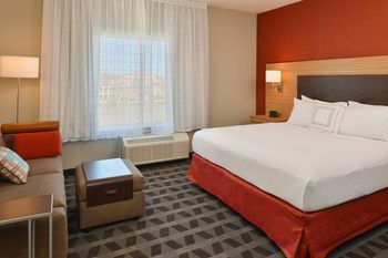 TownePlace Suites by Marriott Laplace