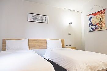 IZEN Budget Hotel & Residences (Plus)