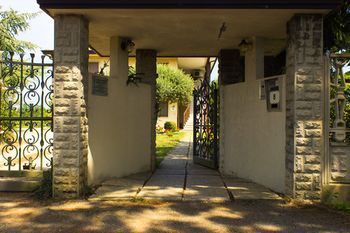 Outdoor Pictures 23