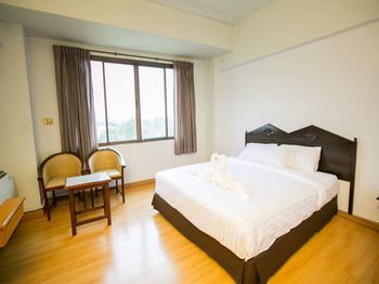 Phrae Nakara Hotel