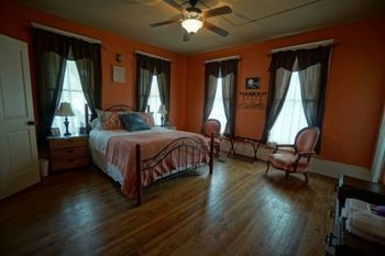 The Graceful Inn