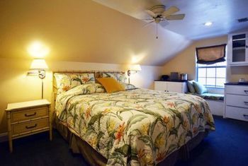 Historic Inn in the Marigny, blocks to French Quarter
