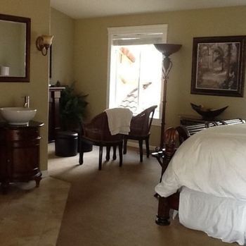 Inn at the Lake