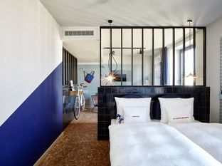 Hotel Image 2
