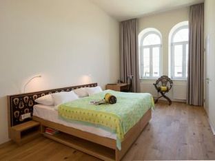 Hotel Image 2