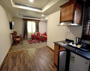 Grand East Hotel
