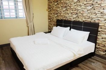 Natol Homestay - LA