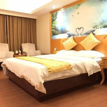 Xianglong Hotel