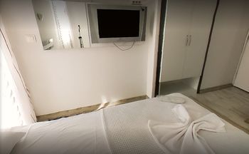 Akbil Hotel
