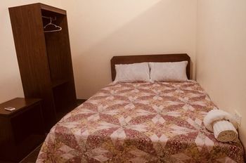 Studio 27 Inn