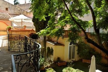 Outdoor Pictures 24