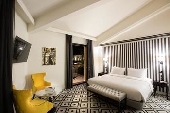 Doubletree By Hilton Carcassonne