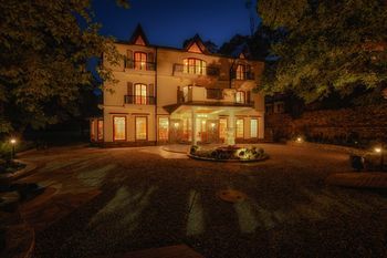 Outdoor Pictures 24