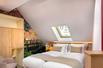 Kyriad Paris XV Lecourbe