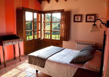Hotel Rural La Lluriga