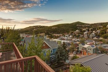Outdoor Pictures 24